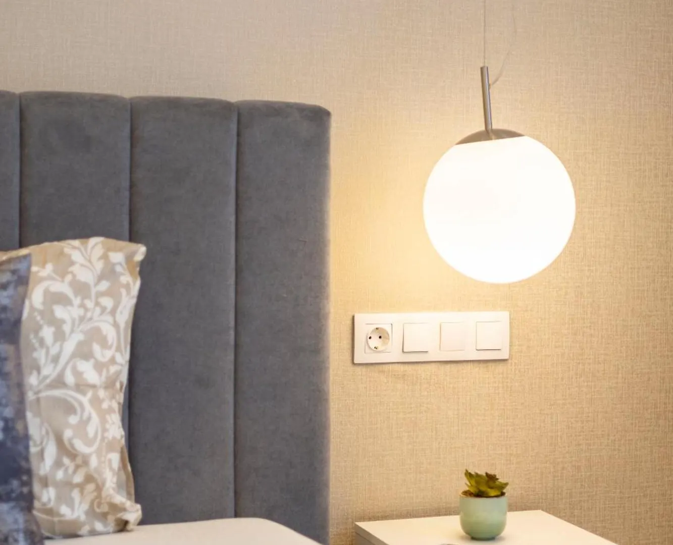 Luxury & Classy Central Apartment With 3Bedrm, 2Bathrm Budapest 0*,  Hungary